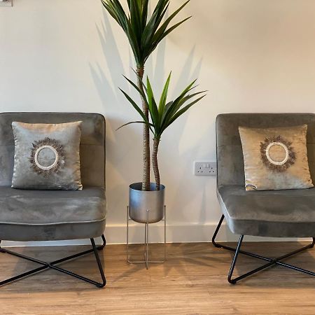 Apartament Blanco Uno Colchester Zewnętrze zdjęcie