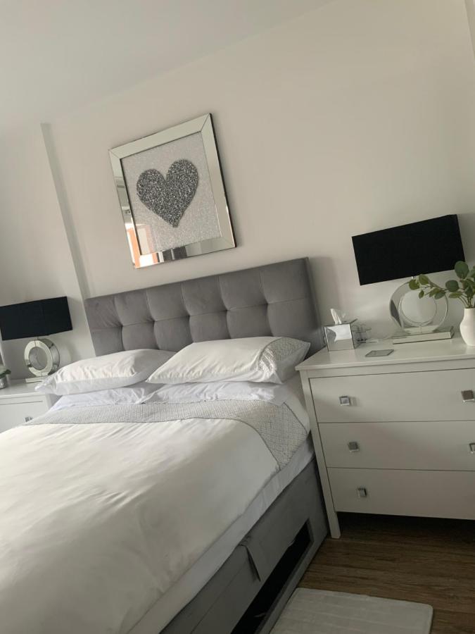 Apartament Blanco Uno Colchester Zewnętrze zdjęcie